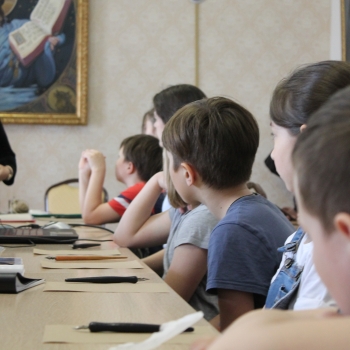 27 – 28 мая 2023 года в Феодоровском монастыре прошел мастер-класс «Русское милосердное письмо».